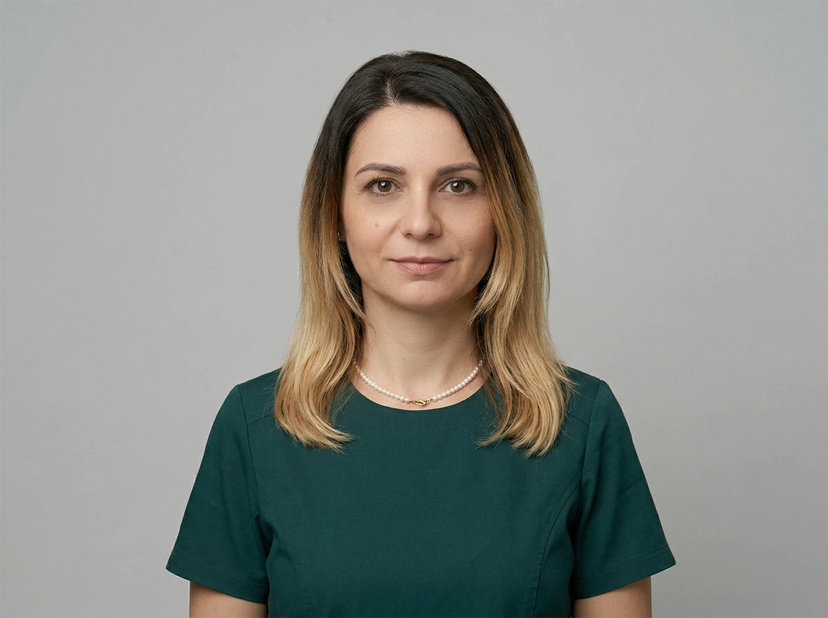 Dr. Monica Chiric